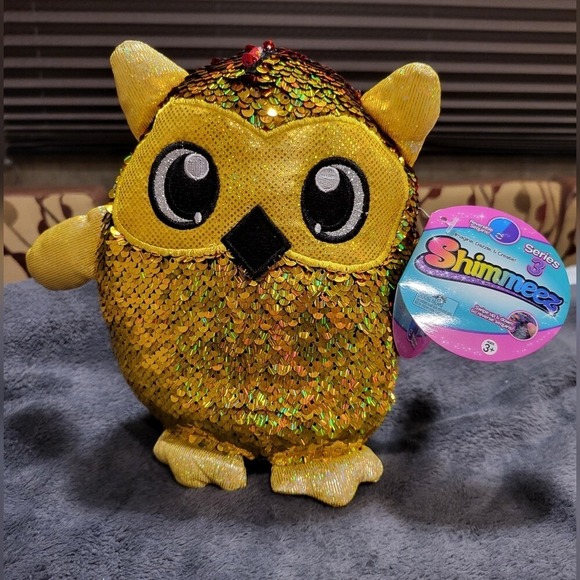 Shimmeez Series 3 Flip Sequin Plush Owl Toy Stuffed Animal Gold to Red - Picture 9 of 9
